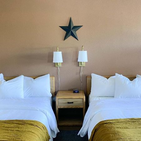 The Benson Motel - Benson, Mn - Us-12 Hwy Экстерьер фото