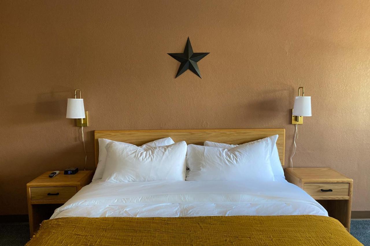 The Benson Motel - Benson, Mn - Us-12 Hwy Экстерьер фото